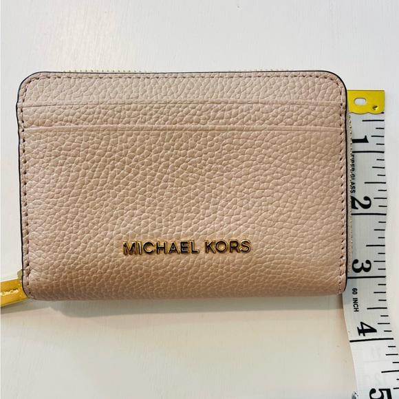 Michael Kors Small Wallet - Picture 3 of 8
